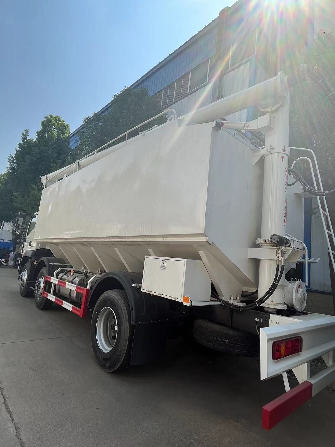 ��������r(sh��)���I(l��ng)��30��ɢ�b����\(y��n)ݔ܇